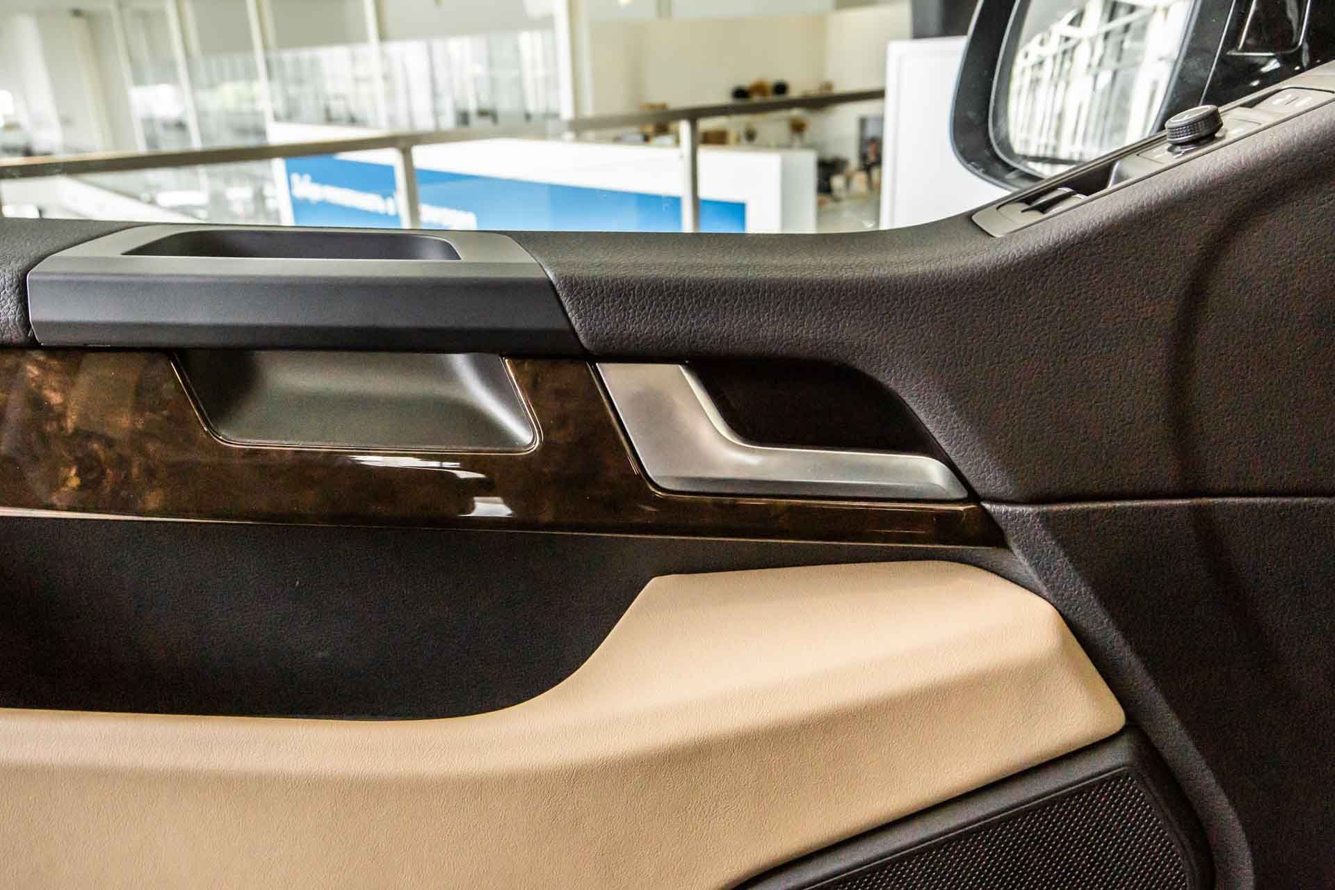 Фото дверей Volkswagen Multivan 2018