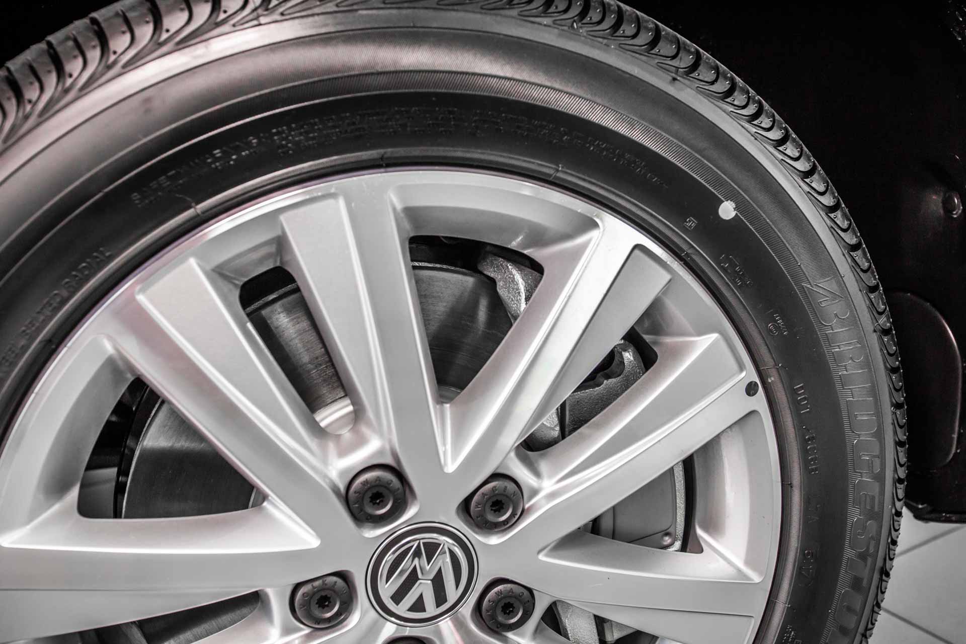 Фото колесных дисков Volkswagen Multivan 2018
