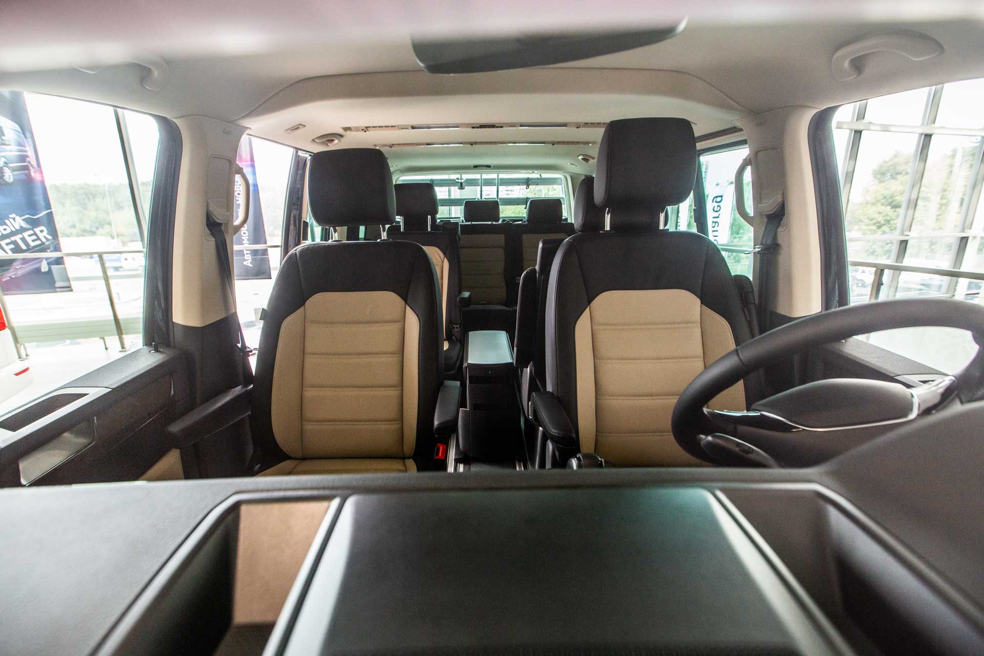 Фото пассажирских кресел Volkswagen Multivan T6