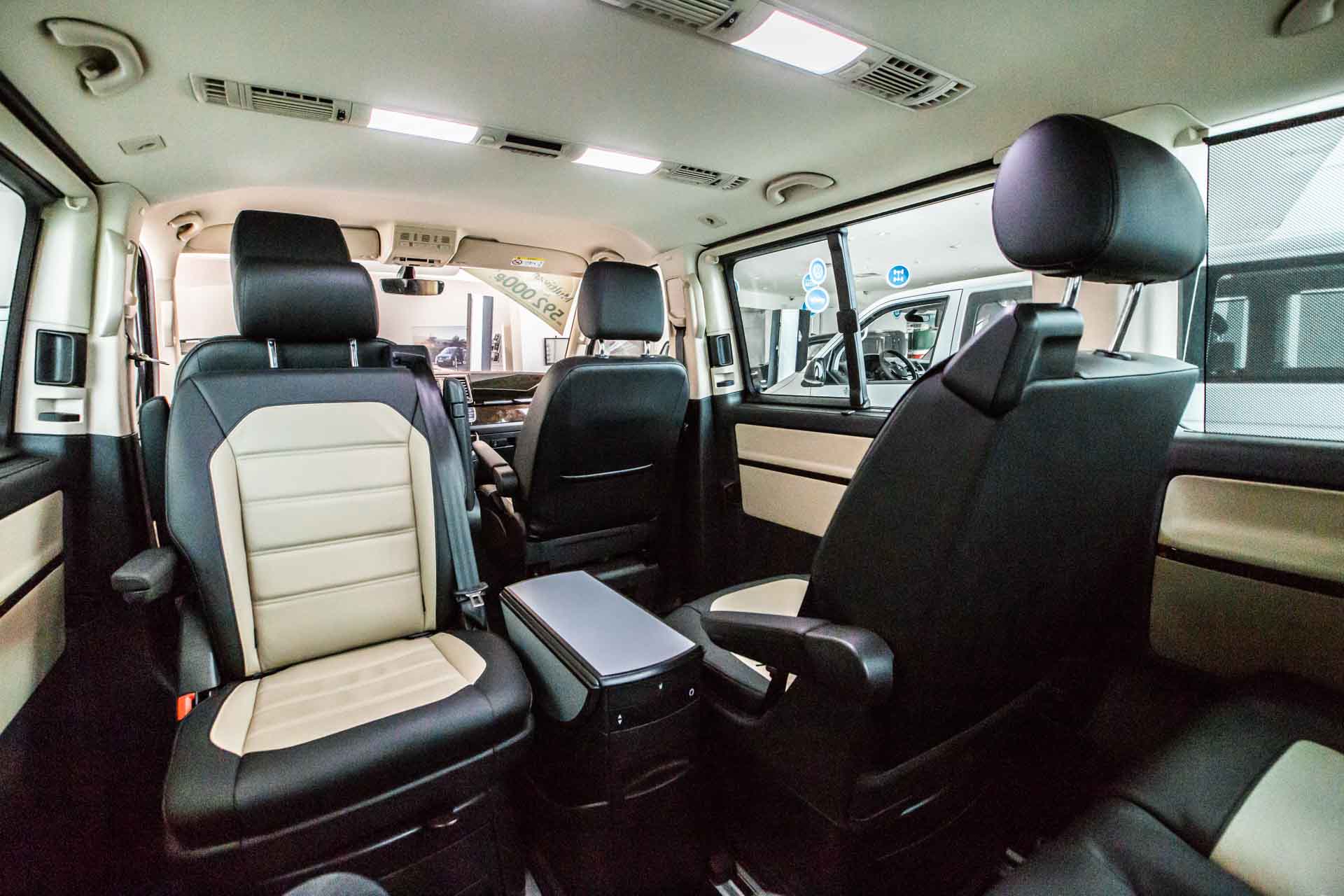 Фото салонных кресел Volkswagen Multivan T6